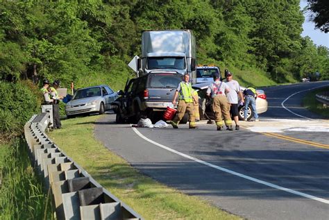 Speeding truck smashes into metal column in fatal Concord freeway crash
